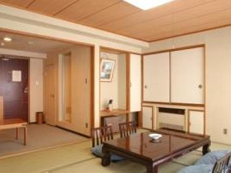 Kochi Prince Hotel Kültér fotó